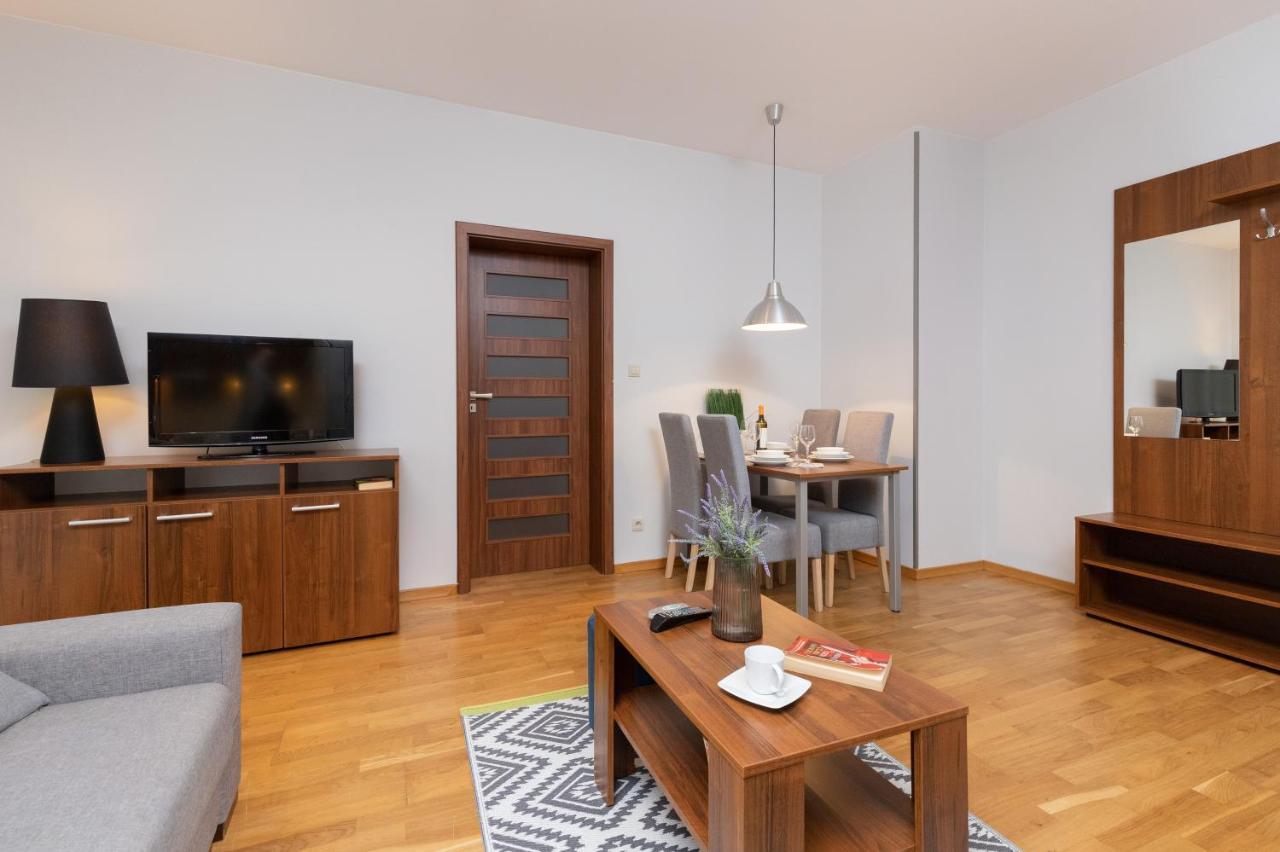 Villa 4 Pory Roku By Noclegi Renters Jastrzębia Góra المظهر الخارجي الصورة